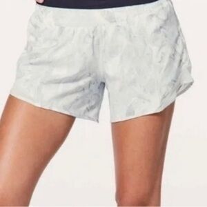 Lululemon Hotty Hot Short